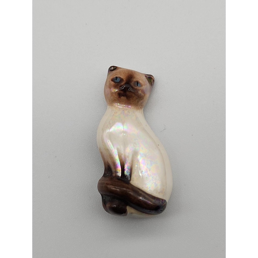 Vintage Avon Siamese Glossy‎ Iridescent Porcelain Cat Pin Brooch Jewelry 1982